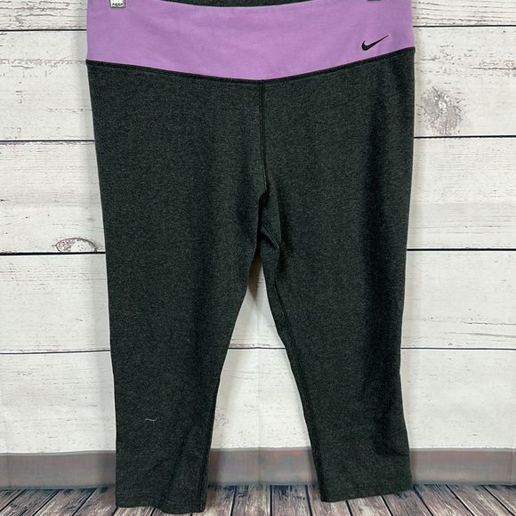 Nike Dri Fit Womens Leggings size XL Gray Purple Pull on inseam 19 Activewear - Picture 4 of 9